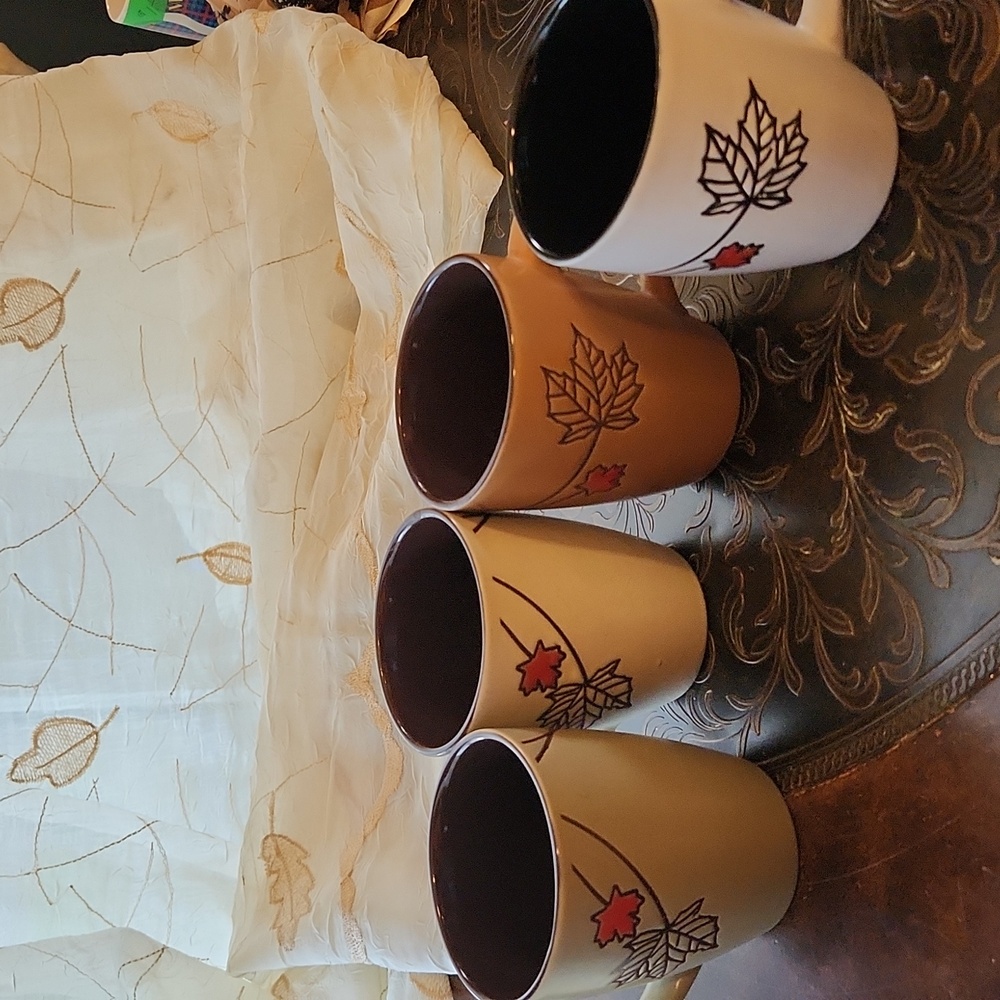 Vintage Maple Leaf Cups